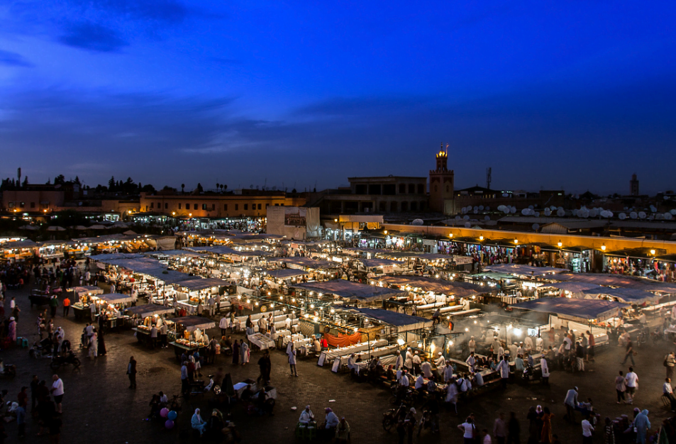 La Plaza mas importante de Marrakech, otro destino de nuestros tours desde Fez y Marrakech