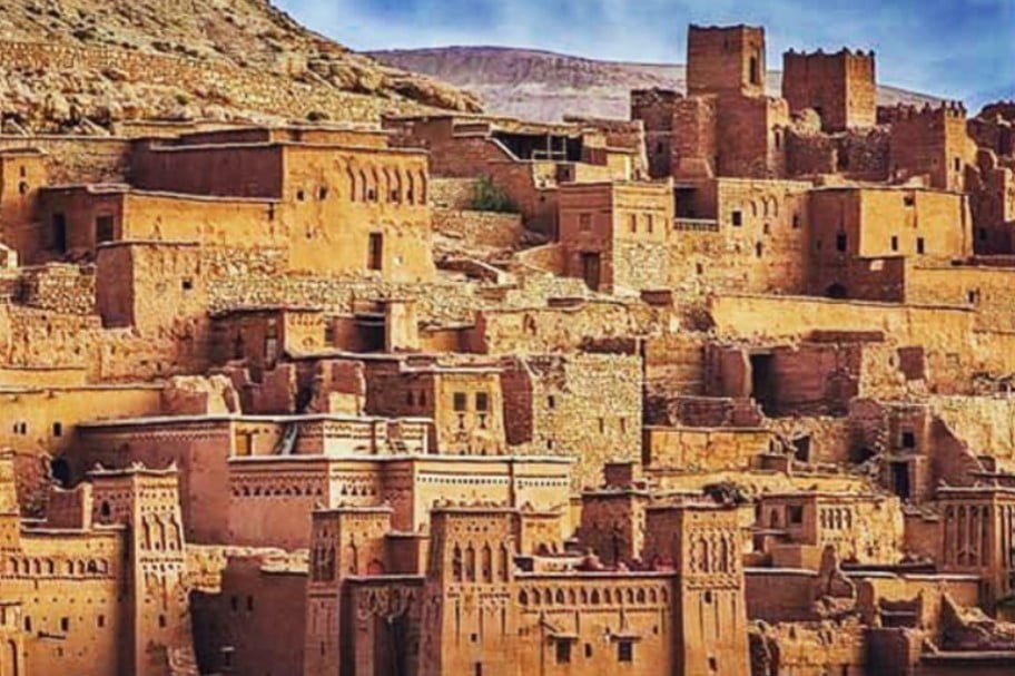 Fortaleza medieval, visitada durante el tour de 4 días desde Fez a Marrakech