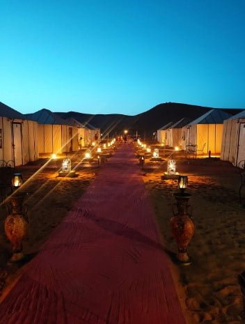 Campamento en las dunas, visita durante el tour de 10 días desde Casablanca a Casablanca